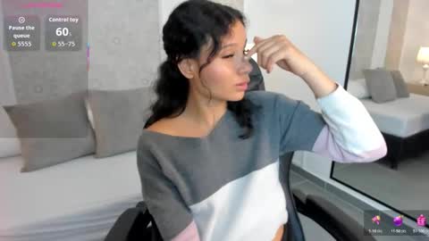 N A T Y online show from December 19, 3:02 am