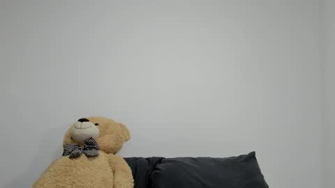 Snapshot of dulce_roberts_ chatting on February 27, 12:23 pm Dulce  online show from February 27, 12:23 pm