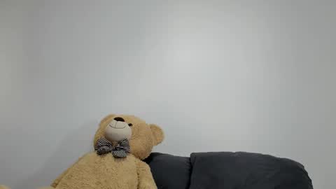 Snapshot of dulce_roberts_ chatting on February 22, 1:02 pm Dulce  online show from February 22, 1:02 pm