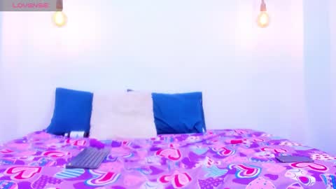 dulce_watson1 online show from December 7, 5:48 pm