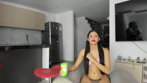 Jlozada05 online show from December 16, 6:32 am