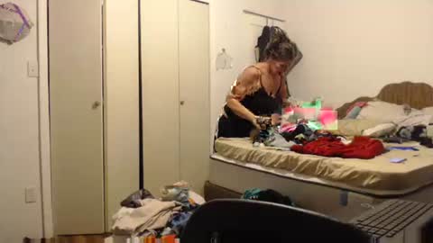 dumbgirl5150 online show from November 30, 4:08 am