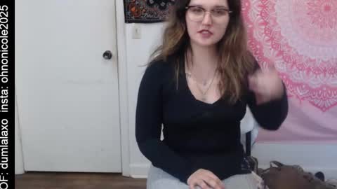 the only advantage you have over me is that u can kiss my ass and i cant  online show from March 3, 8:05 pm