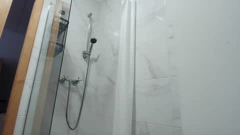 duocaliente310037 online show from June 29, 1:22 pm