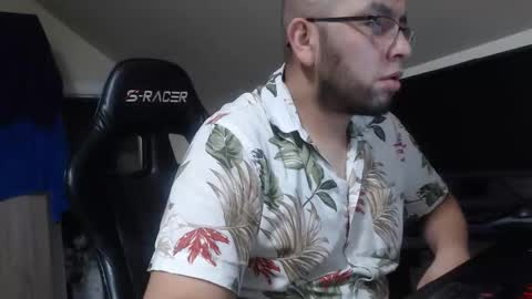 duroporelchiquito online show from March 23, 4:39 am