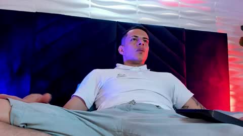 Dustin Sonne online show from December 23, 4:29 am