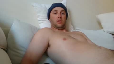 dustyroy09 online show from December 23, 2:18 am