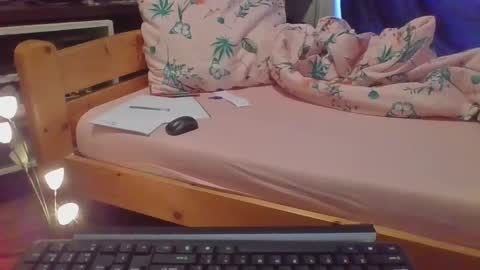 dutchasss online show from January 19, 1:33 pm