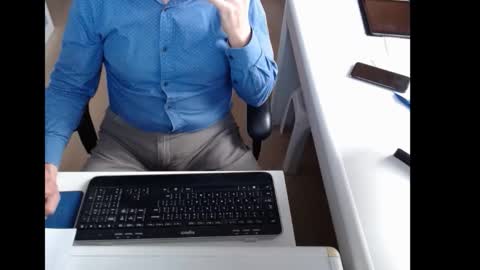 dutchpornking2 online show from December 5, 9:19 am