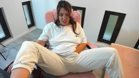 dayana online show from November 12, 5:21 am