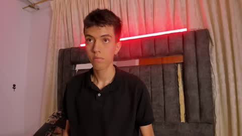 Dylan online show from October 6, 11:39 am