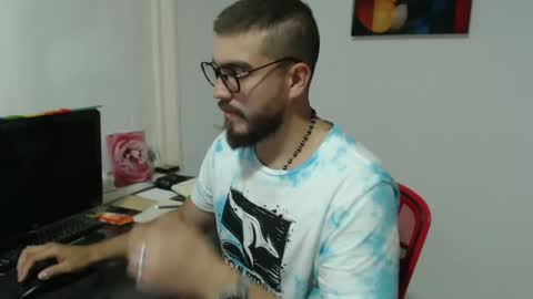 dylanhot10 online show from September 19, 12:04 am