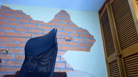 D Y L A N online show from February 18, 2:22 am