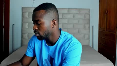 Dylan Taylor online show from March 7, 3:06 am