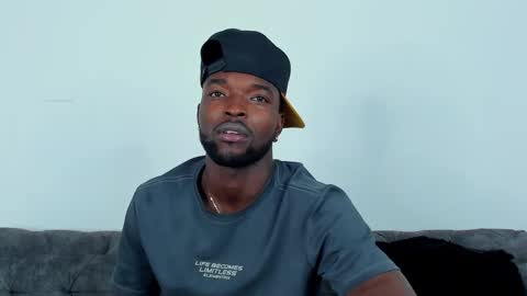 Dylan Taylor online show from October 26, 3:51 am