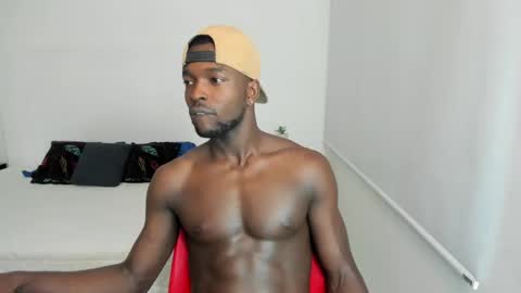 Snapshot of dylantaylor_1 chatting on February 12, 5:05 am Dylan Taylor online show from February 12, 5:05 am