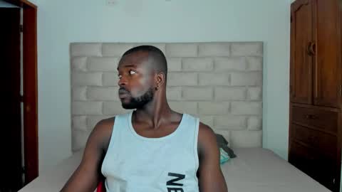 Dylan Taylor online show from November 8, 12:08 pm