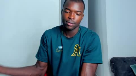 Dylan Taylor online show from April 16, 2:06 pm