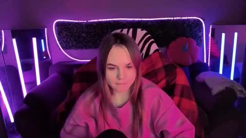 Dyna online show from November 23, 4:27 pm