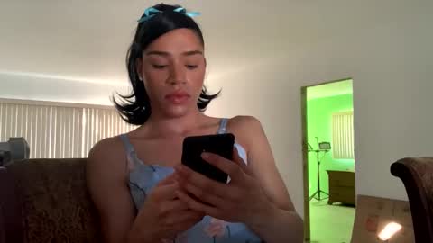 Dynasty online show from February 20, 10:04 pm