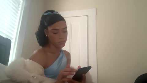 Dynasty online show from March 6, 4:28 pm