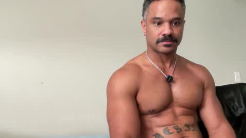 Snapshot of e13ven11 chatting on September 9, 4:40 pm Formally known as Virus of Life online show from September 9, 4:40 pm