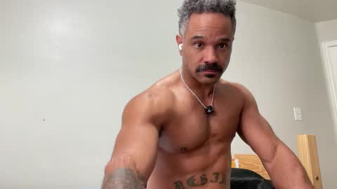 Snapshot of e13ven11 chatting on September 10, 4:41 pm Formally known as Virus of Life online show from September 10, 4:41 pm