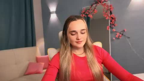 Elizabeth online show from June 17, 7:08 pm