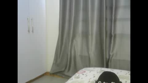 east_queen online show from February 23, 9:33 am