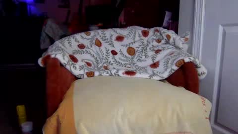 Max online show from March 10, 12:17 pm