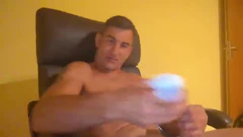 Andrew online show from July 31, 9:27 pm