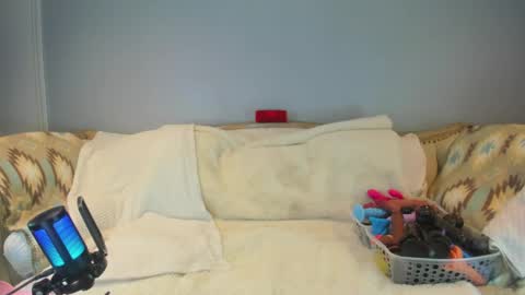 Allison online show from April 17, 3:36 pm