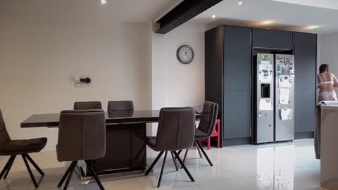 Snapshot of eatmypie69 chatting on October 2, 10:03 am Nadia Ferreira  online show from October 2, 10:03 am