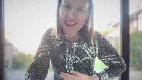 Snapshot of eatmypie69 chatting on February 5, 1:22 pm Nadia Ferreira  online show from February 5, 1:22 pm