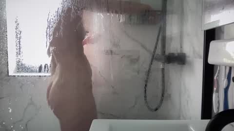 Snapshot of eatmypie69 chatting on March 12, 10:26 am Nadia Ferreira  online show from March 12, 10:26 am