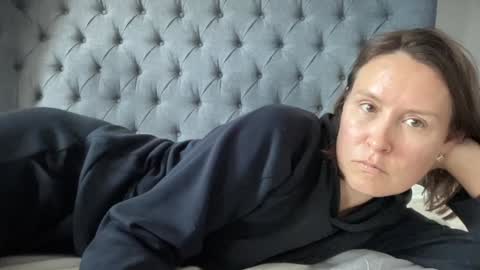 Snapshot of eatmypie69 chatting on September 30, 9:20 am Nadia Ferreira  online show from September 30, 9:20 am