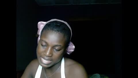 eatuupx online show from February 25, 11:37 pm