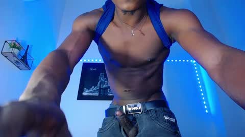 Chris Palaz  online show from December 7, 4:15 am