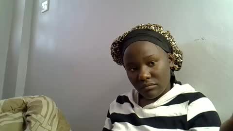 Queen online show from February 4, 9:13 am