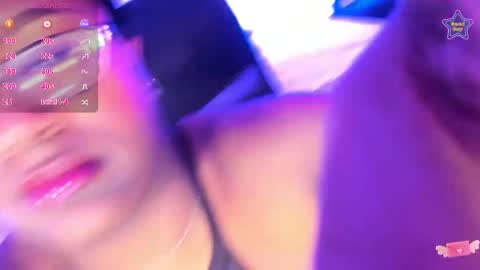 ebony__queen2 online show from April 12, 10:25 pm