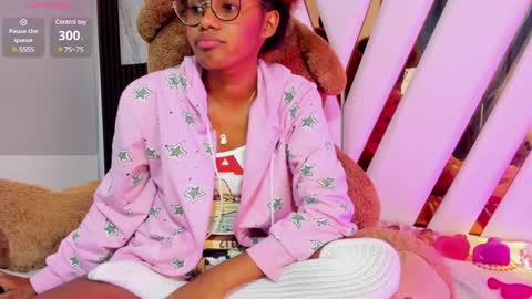 Luci  online show from January 25, 2:04 am