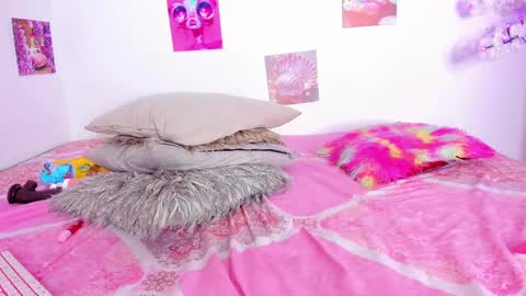 ebony_cute9 online show from March 1, 11:04 pm