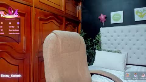 ebony_katterin online show from February 3, 11:36 am