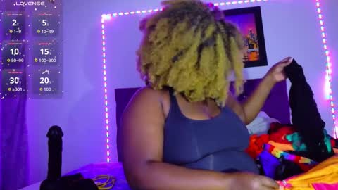 LINA  online show from February 17, 3:05 am