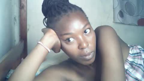 Snapshot of ebony_phoenix12 chatting on October 24, 2:23 am ebony_phoenix12 online show from October 24, 2:23 am