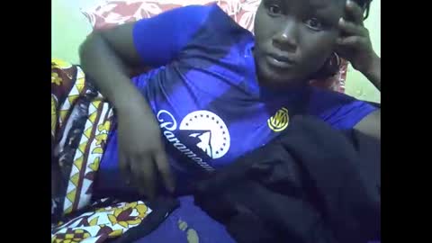 ebony_vanillah online show from February 28, 2:43 pm