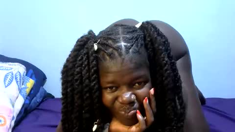 ebonybloom01 online show from March 6, 8:57 am