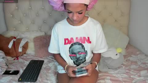 Queen Ebony online show from February 26, 7:32 pm