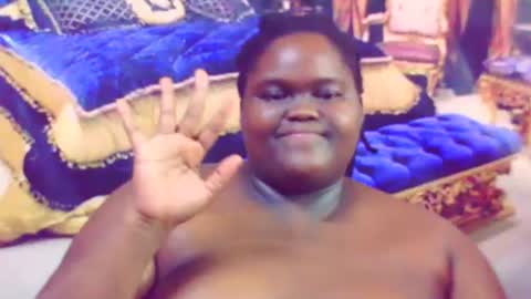 ebonyhotbuns4u2luv online show from March 12, 1:25 am