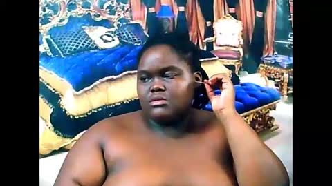 ebonyhotbuns4u2luv online show from March 12, 7:04 pm